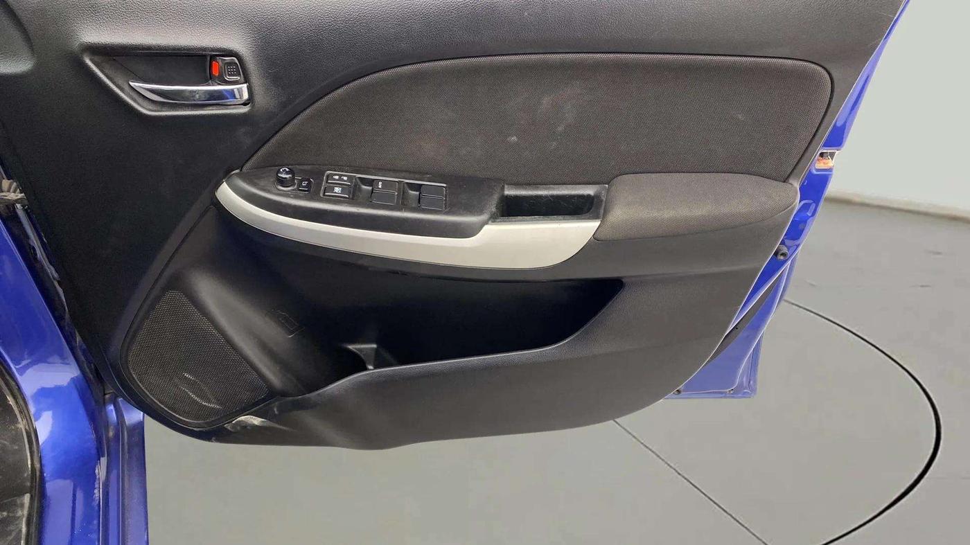 2017 Maruti Baleno DELTA CVT PETROL 1.2, Petrol, Automatic, 35,246 km, Driver Side Door Panels Control