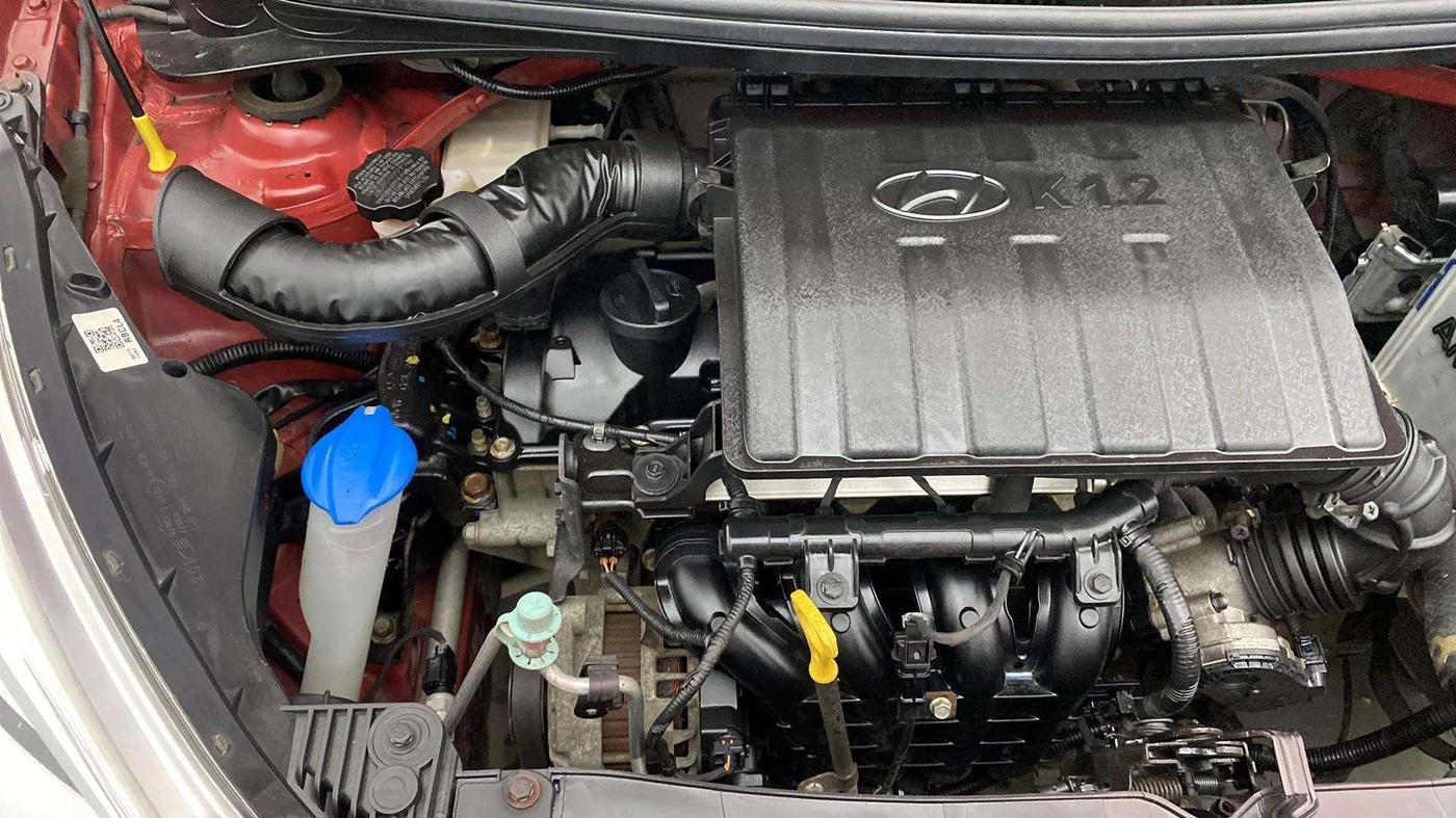 2018 Hyundai Grand i10 SPORTZ 1.2 KAPPA VTVT, Petrol, Manual, 24,408 km, Engine View - Right