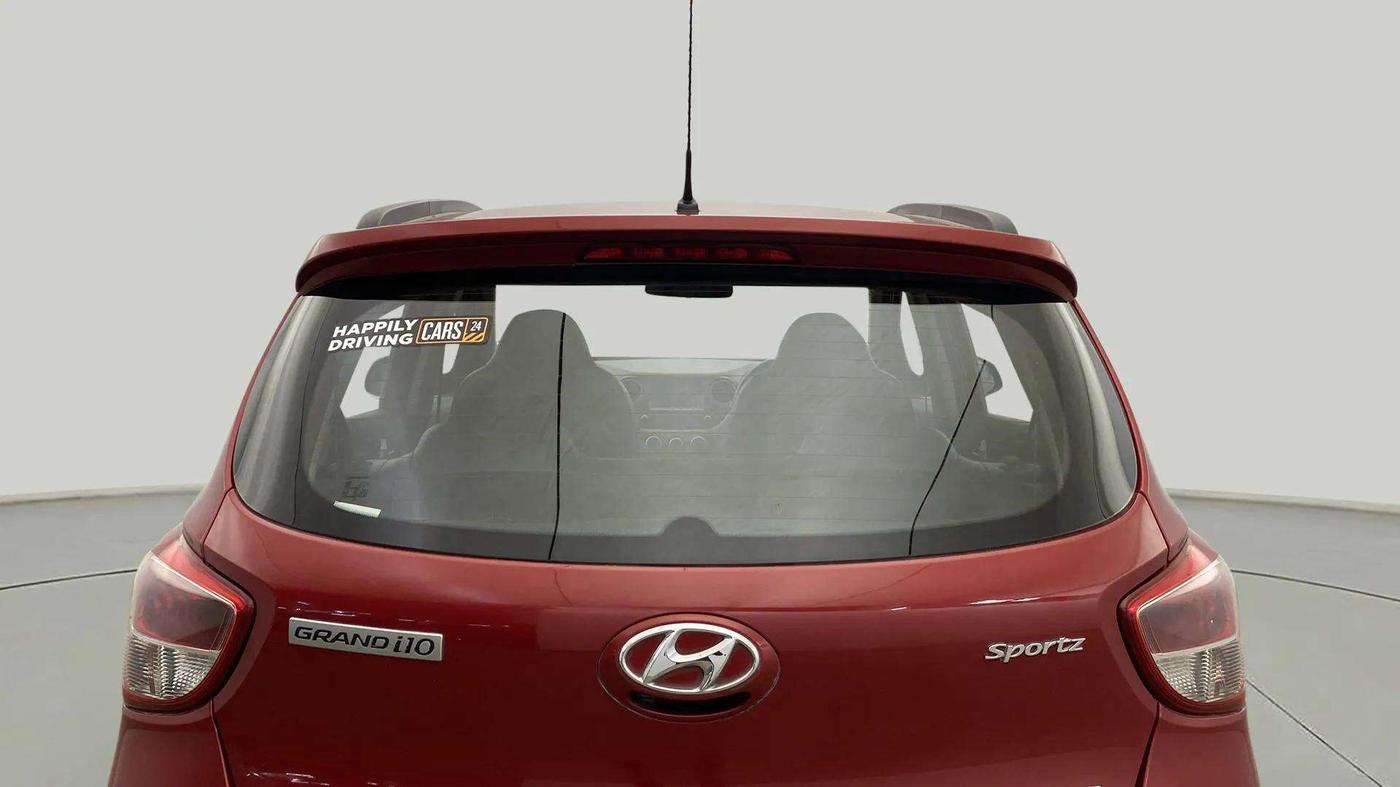 2018 Hyundai Grand i10 SPORTZ 1.2 KAPPA VTVT, Petrol, Manual, 24,408 km, Rear Windshield