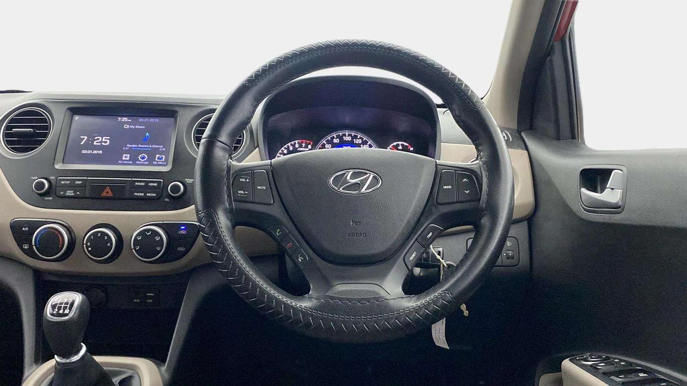 2018 Hyundai Grand i10 SPORTZ 1.2 KAPPA VTVT, Petrol, Manual, 24,408 km, Steering Wheel Close Up