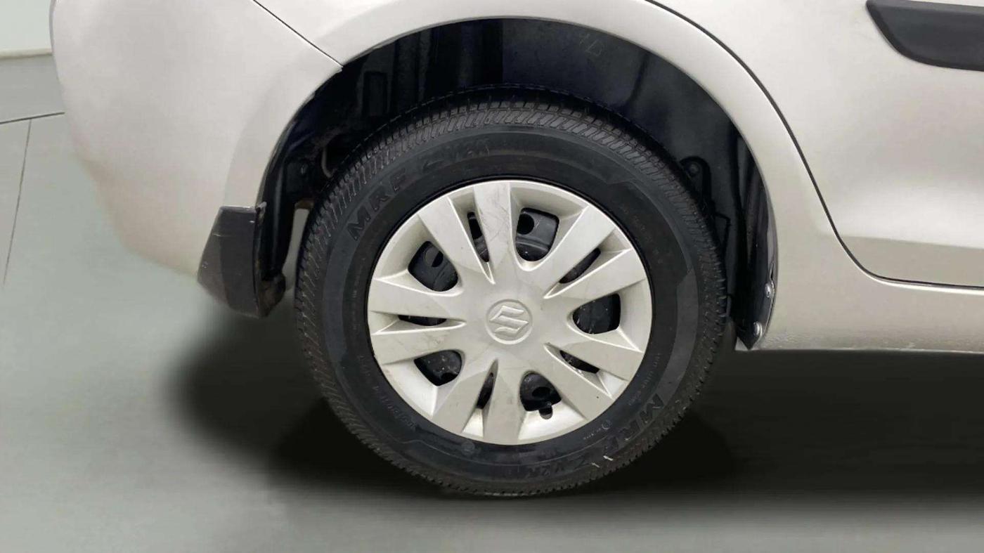 2013 Maruti Swift Dzire VXI, Petrol, Manual, 22,430 km, Right Rear Wheel