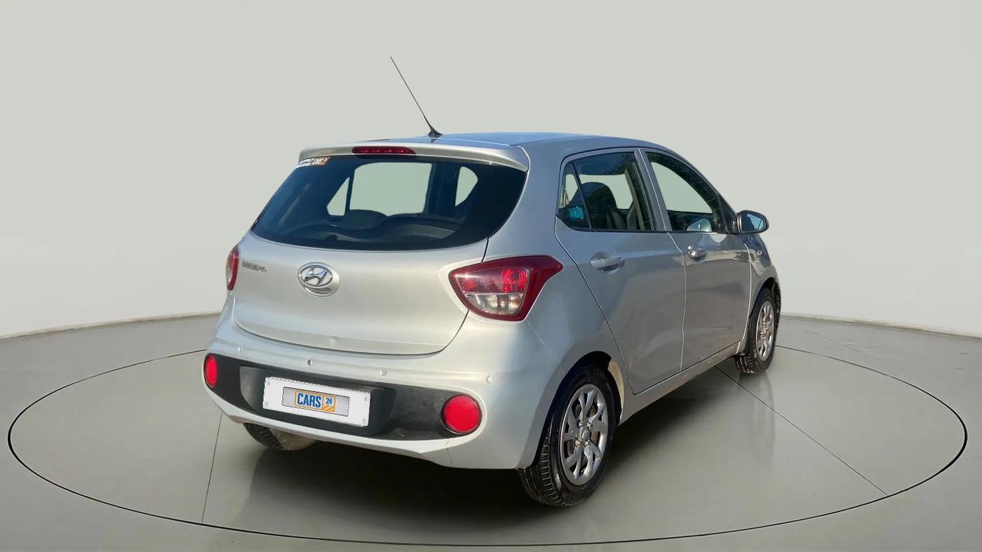 2018 Hyundai Grand i10 MAGNA 1.2 KAPPA VTVT, CNG, Manual, 89,543 km, Right Back Diagonal
