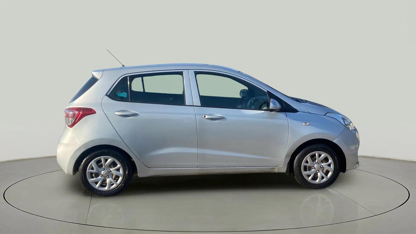 2018 Hyundai Grand i10 MAGNA 1.2 KAPPA VTVT, CNG, Manual, 89,543 km, Right Side View