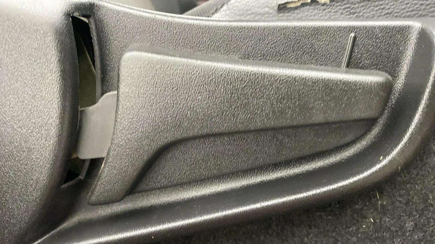 2020 Maruti S PRESSO VXI+, Petrol, Manual, 89,940 km, Driver Side Adjustment Panel