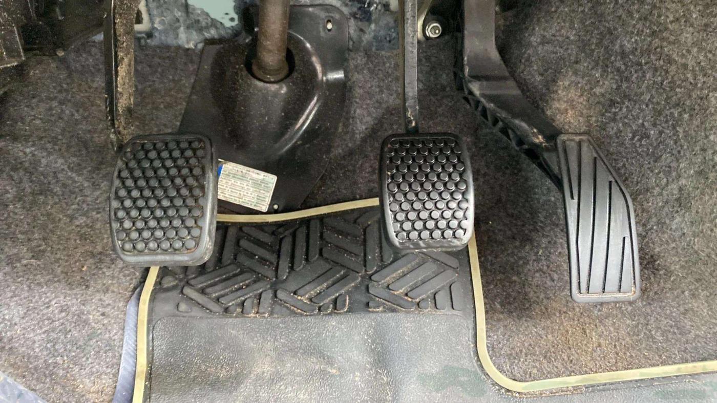 2021 Maruti Alto VXI, Petrol, Manual, 23,633 km, Pedals