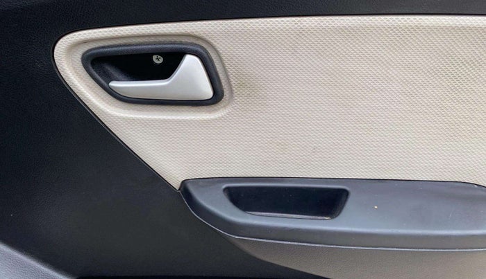 2021 Maruti Alto VXI, Petrol, Manual, 23,633 km, Driver Side Door Panels Control