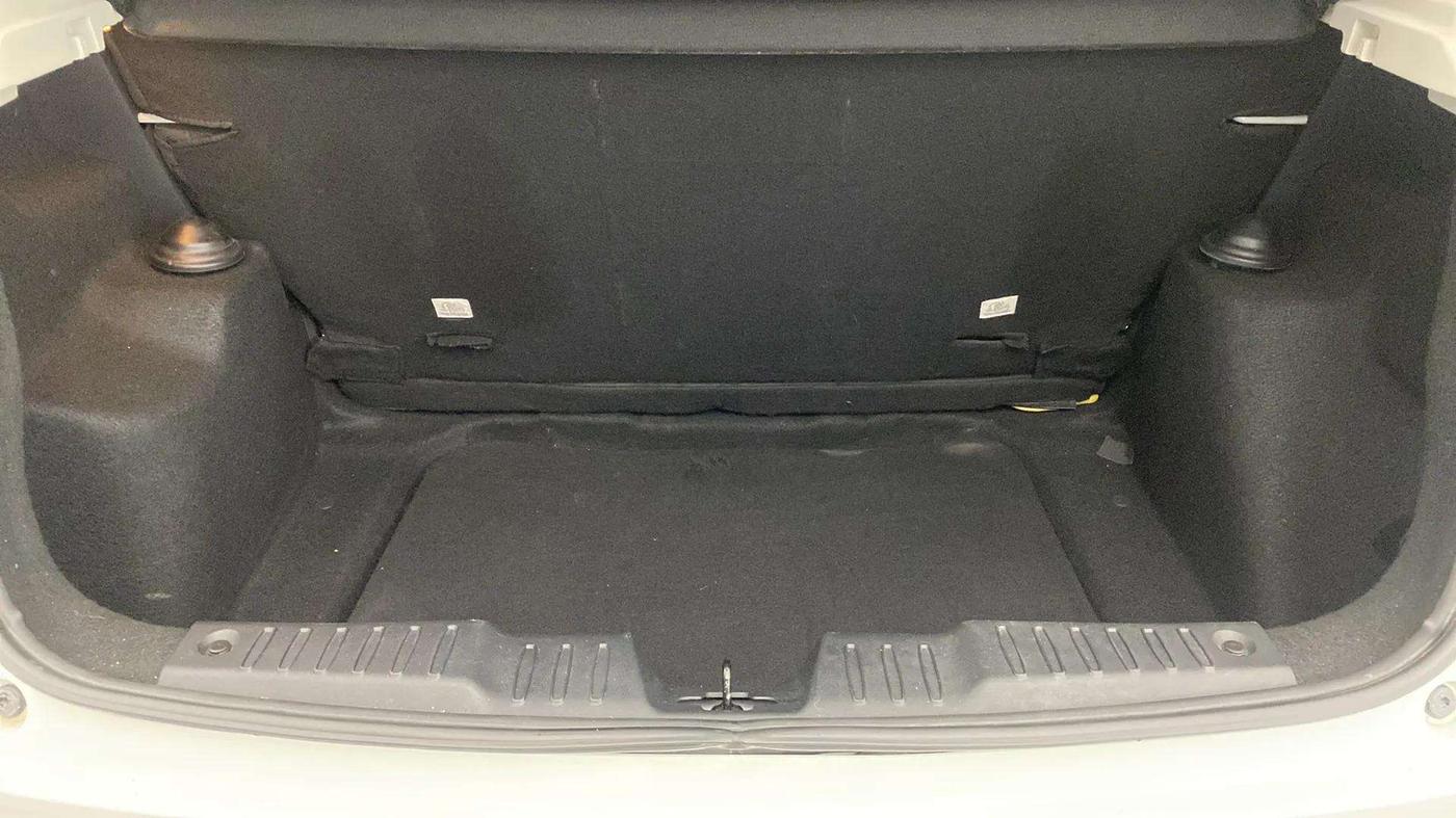 2023 Tata ALTROZ XZA, Petrol, Automatic, 18,006 km, Boot Inside