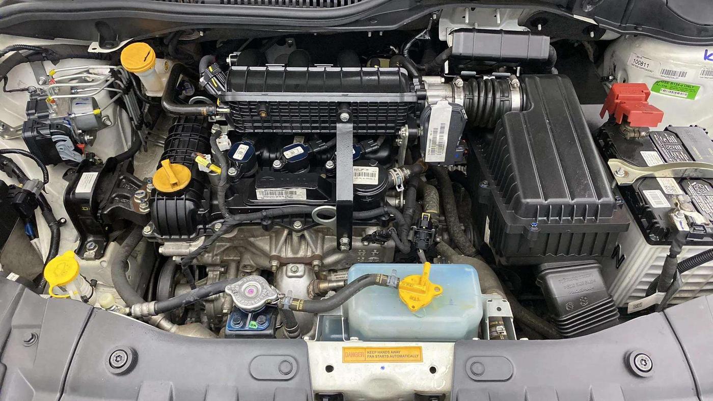 2023 Tata ALTROZ XZA, Petrol, Automatic, 18,006 km, Engine View