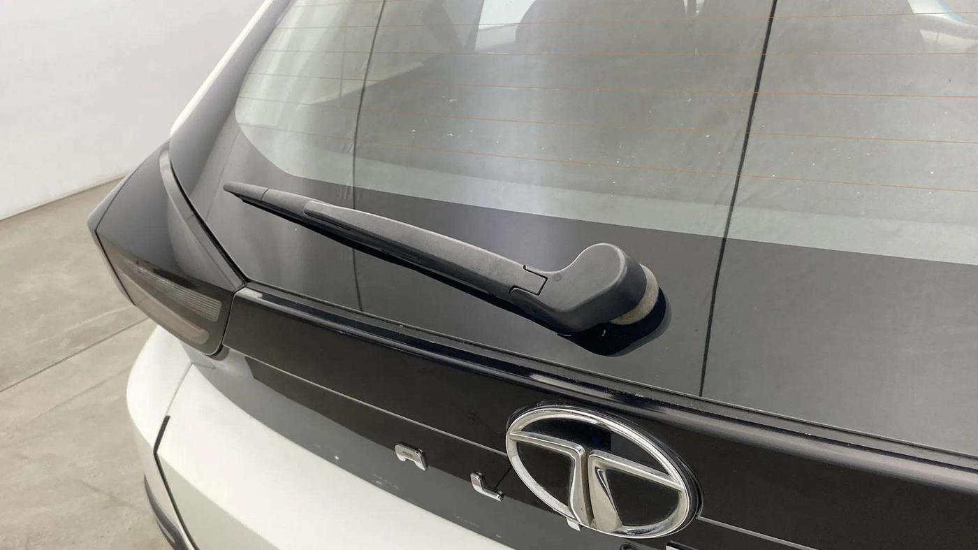 2023 Tata ALTROZ XZA, Petrol, Automatic, 18,006 km, Rear Wiper