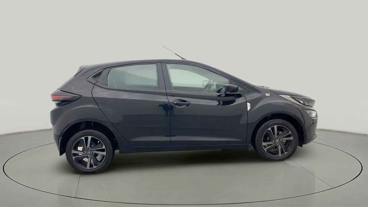 2022 Tata ALTROZ XZ PLUS I-TURBO PETROL DARK EDITION, Petrol, Manual, 3,250 km, Right Side View