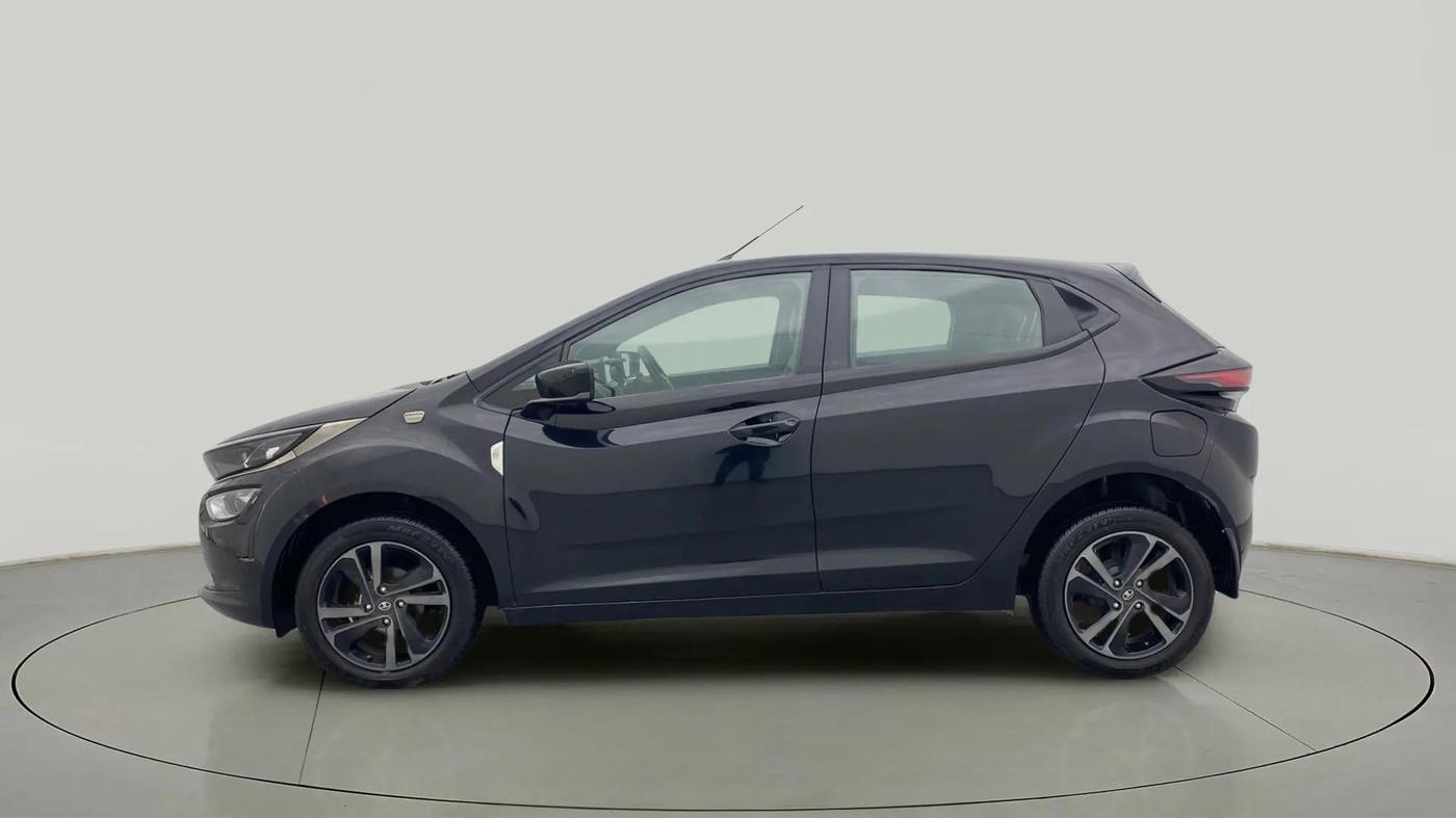 2022 Tata ALTROZ XZ PLUS I-TURBO PETROL DARK EDITION, Petrol, Manual, 3,250 km, Left Side