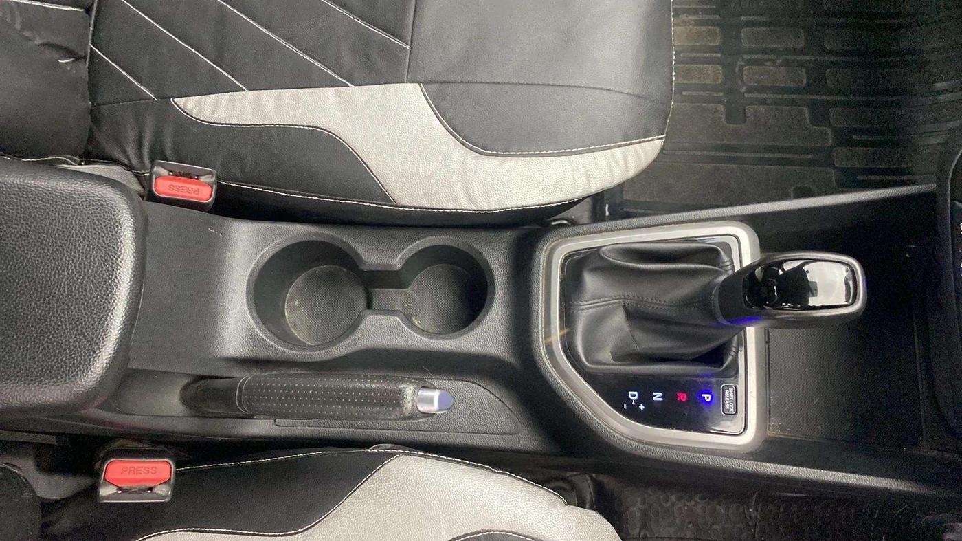 2017 Hyundai Creta SX PLUS AT 1.6 PETROL, Petrol, Automatic, 50,431 km, Gear Lever