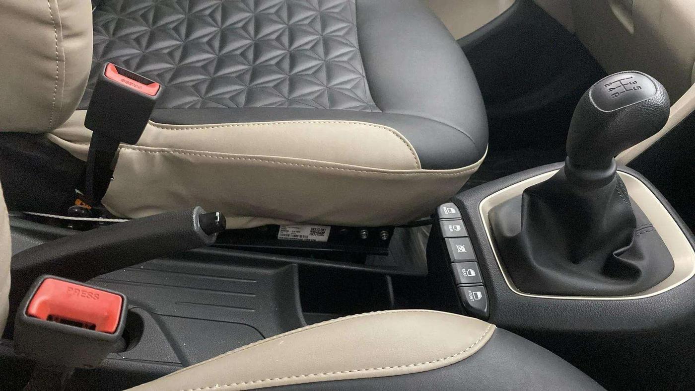 2021 Hyundai NEW SANTRO SPORTZ EXECUTIVE MT CNG, CNG, Manual, 16,591 km, Gear Lever