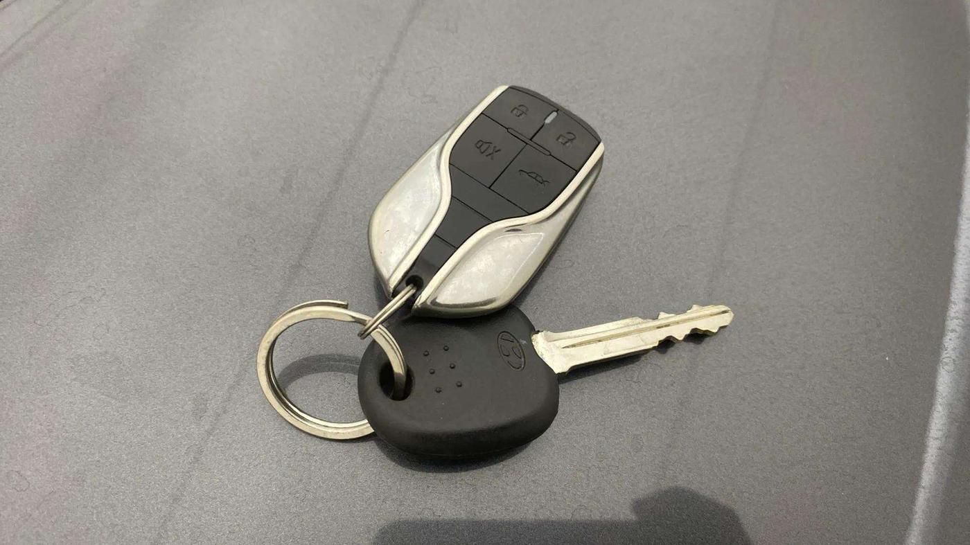 2021 Hyundai NEW SANTRO SPORTZ EXECUTIVE MT CNG, CNG, Manual, 16,591 km, Key Close Up