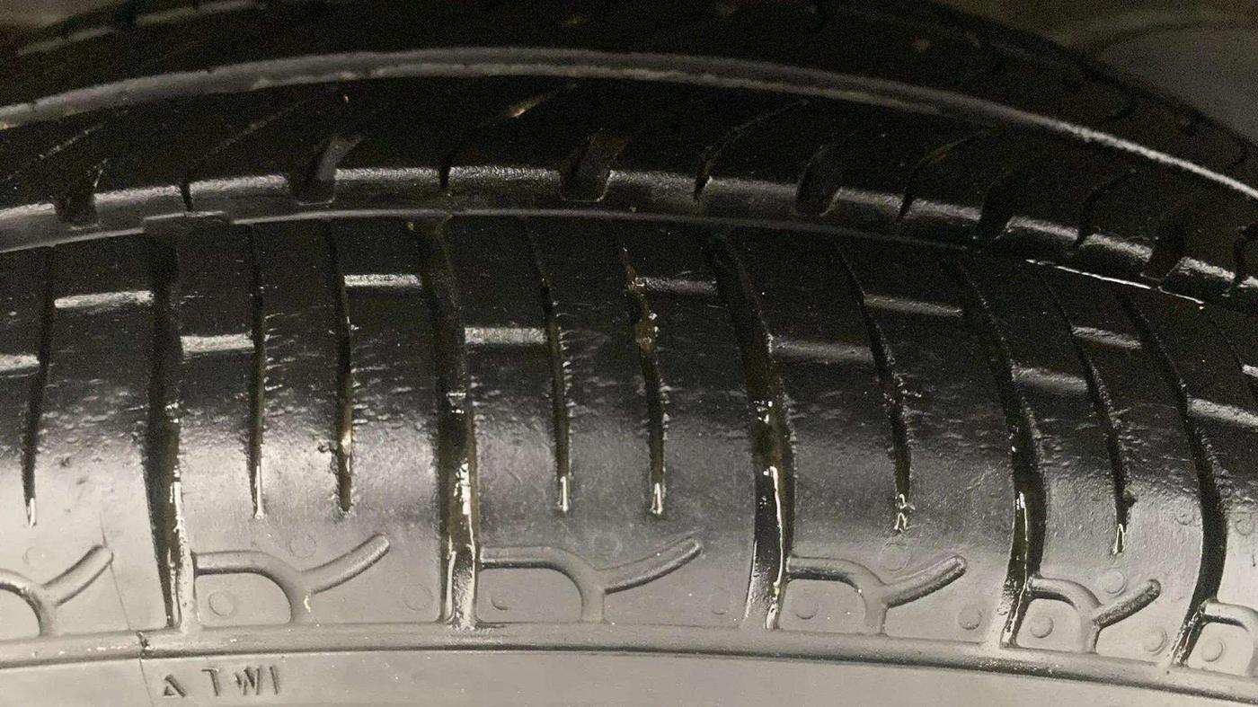 2021 Hyundai NEW SANTRO SPORTZ EXECUTIVE MT CNG, CNG, Manual, 16,591 km, Left Front Tyre Tread