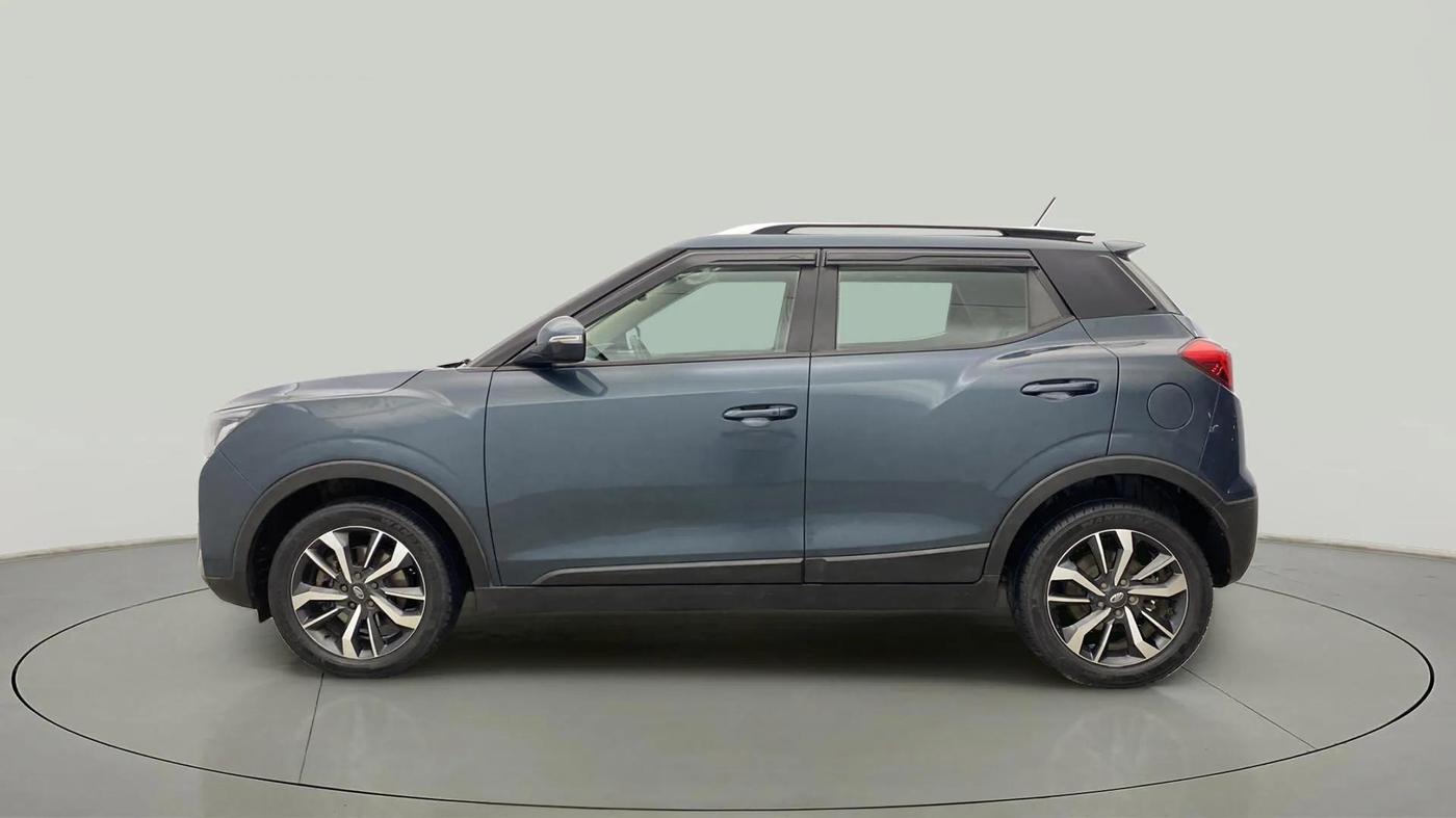 2019 Mahindra XUV300 W8 (O) 1.2 PETROL, Petrol, Manual, 45,040 km, Left Side