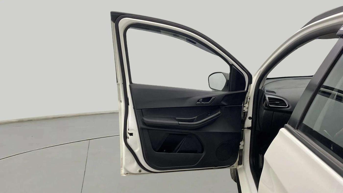 2023 Tata TIAGO NRG XZ MT, Petrol, Manual, 15,534 km, LHS Front Door