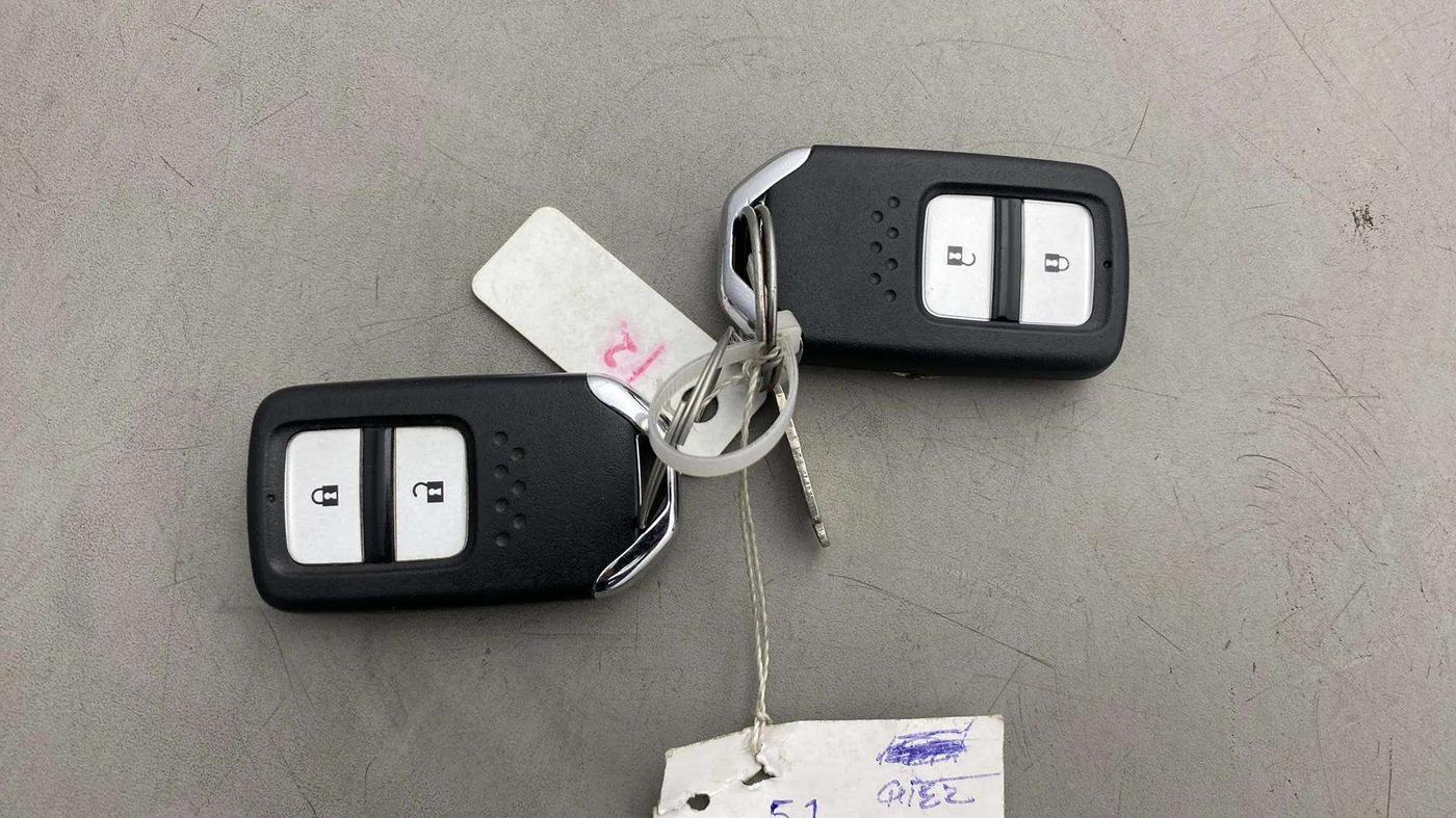 2022 Honda WR-V 1.2L I-VTEC VX MT, Petrol, Manual, 21,414 km, Key Close Up