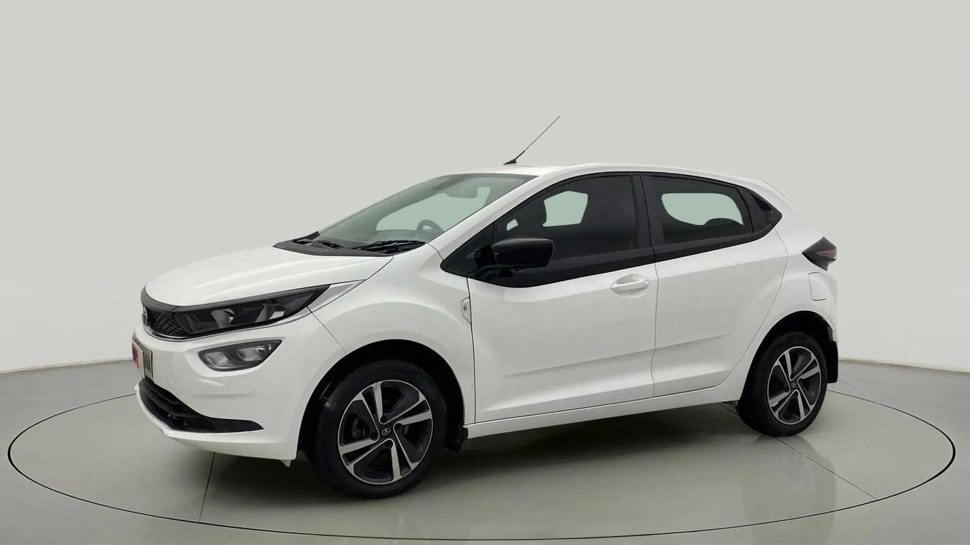 2022 Tata ALTROZ XT PETROL, Petrol, Manual, 11,071 km, Left Front Diagonal