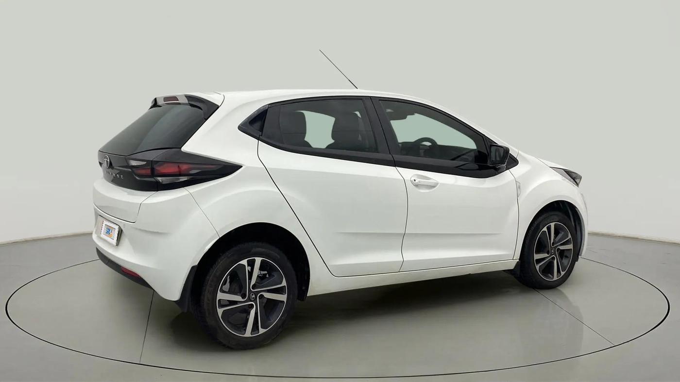 2022 Tata ALTROZ XT PETROL, Petrol, Manual, 11,071 km, Right Back Diagonal