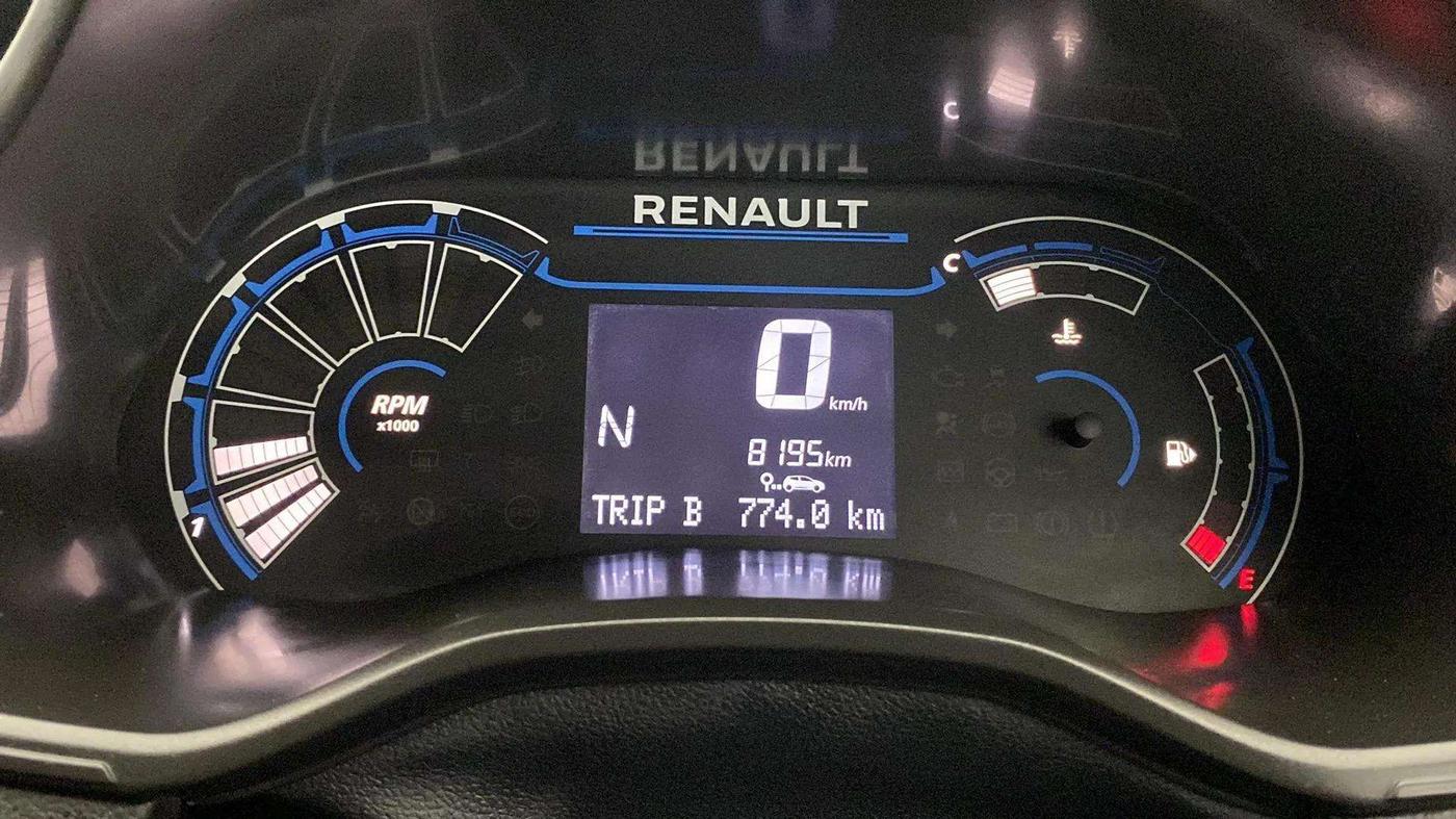 2021 Renault TRIBER RXT AMT, Petrol, Automatic, 8,370 km, Odometer Image