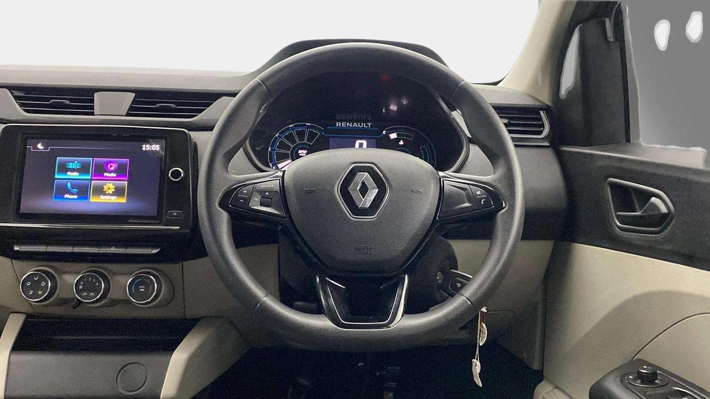 2021 Renault TRIBER RXT AMT, Petrol, Automatic, 8,370 km, Steering Wheel Close Up