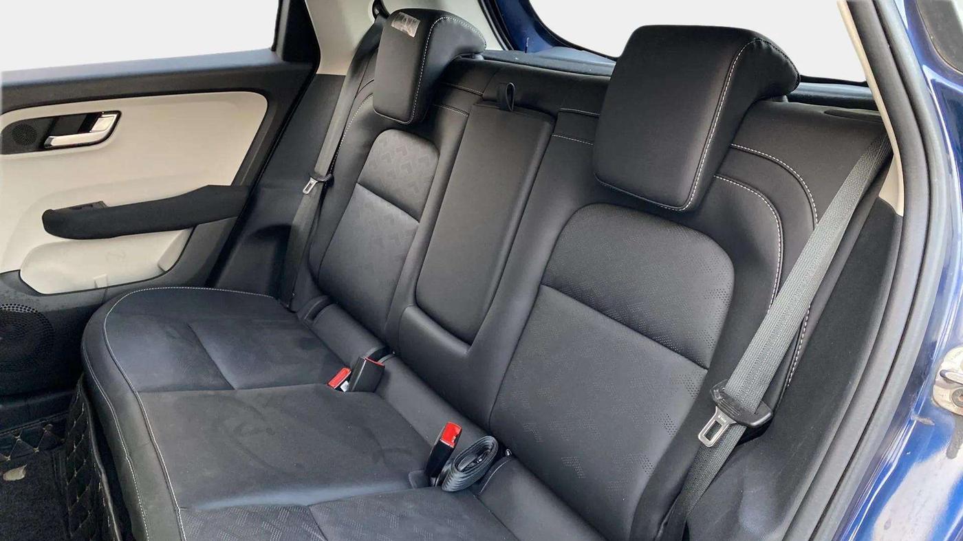 2023 Tata ALTROZ XZA PLUS, Petrol, Automatic, 6,043 km, Right Side Rear Door Cabin