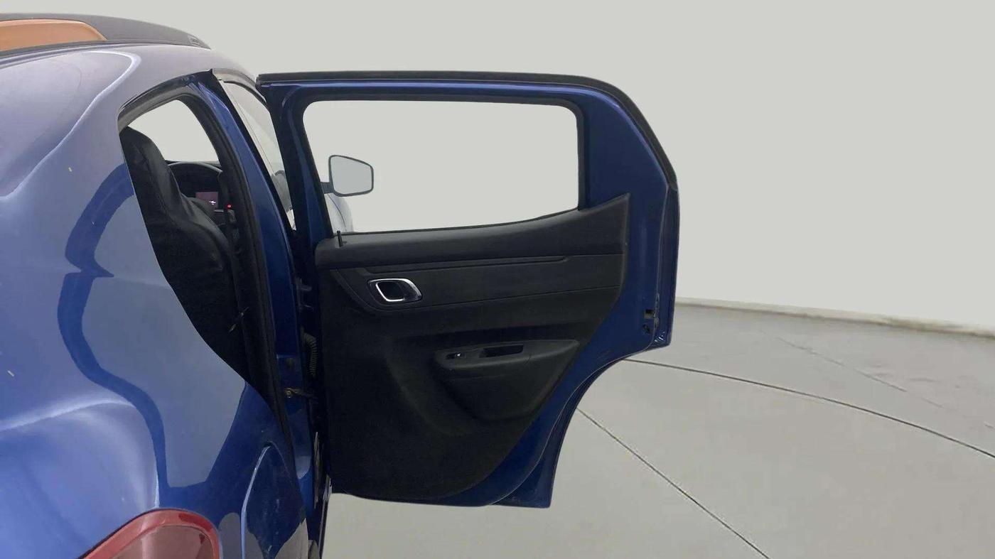 2022 Renault Kwid CLIMBER 1.0 AMT (O), Petrol, Automatic, 53,573 km, RHS Rear Door