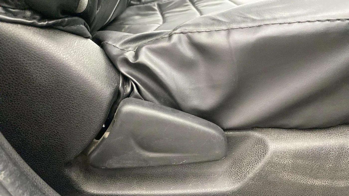 2022 Renault Kwid CLIMBER 1.0 AMT (O), Petrol, Automatic, 53,573 km, Driver Side Adjustment Panel
