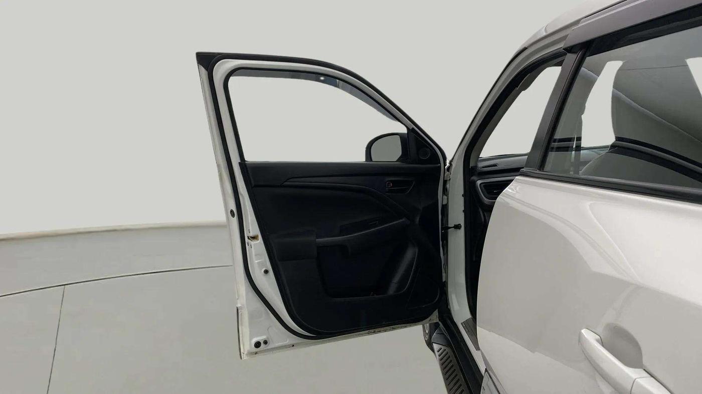 2023 Maruti BREZZA VXI AT SMART HYBRID, Petrol, Automatic, 32,026 km, LHS Front Door