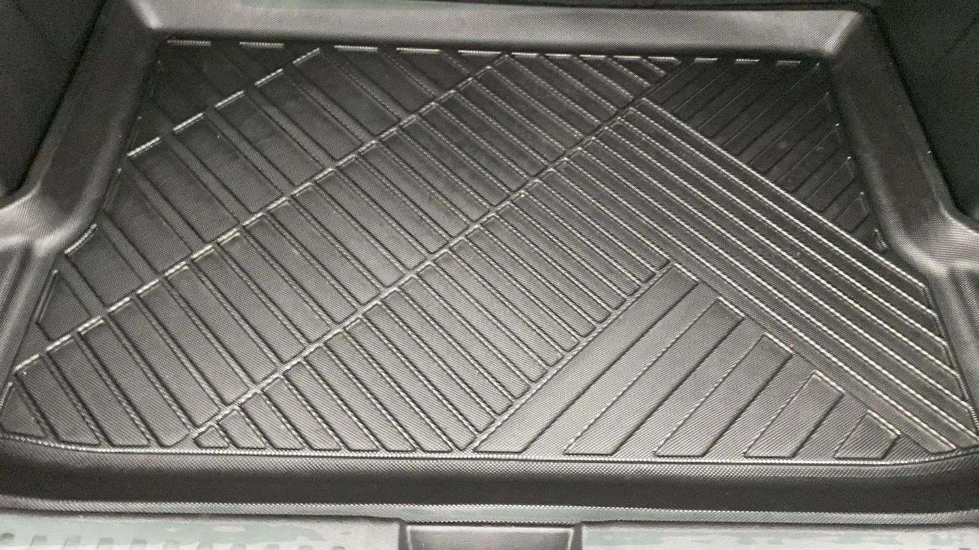 2023 Maruti BREZZA VXI AT SMART HYBRID, Petrol, Automatic, 32,026 km, Boot Open Zoomed View