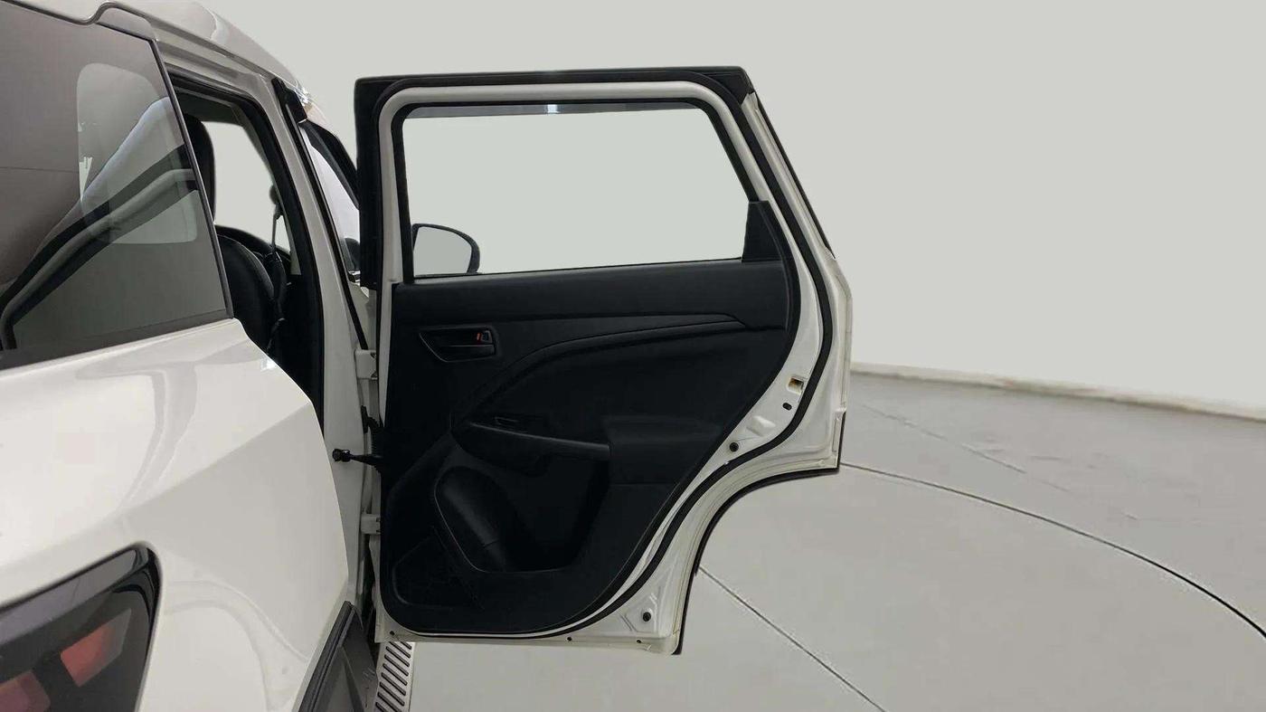 2023 Maruti BREZZA VXI AT SMART HYBRID, Petrol, Automatic, 32,026 km, RHS Rear Door