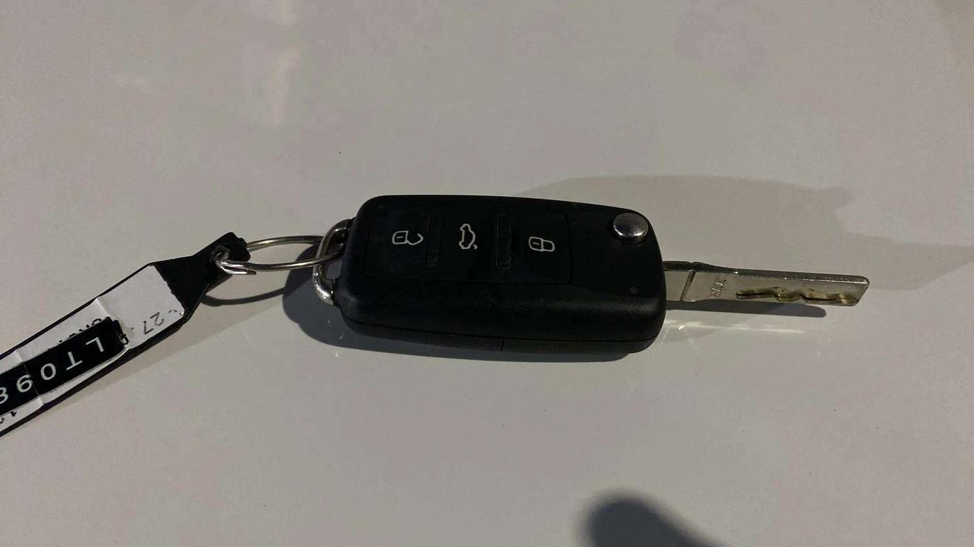 2020 Volkswagen Polo HIGHLINE PLUS 1.0, Petrol, Manual, 33,597 km, Key Close Up