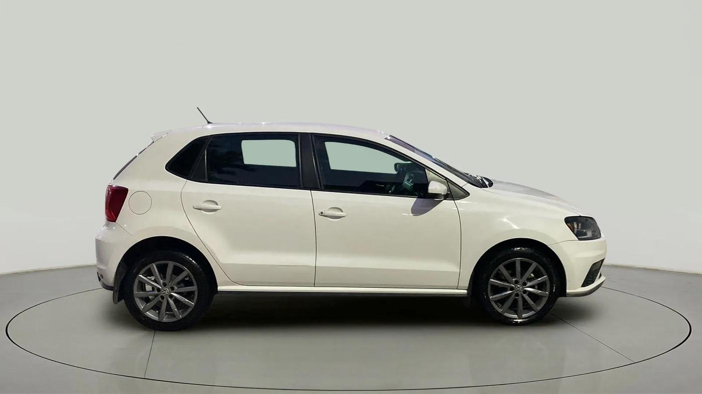 2020 Volkswagen Polo HIGHLINE PLUS 1.0, Petrol, Manual, 33,597 km, Right Side View