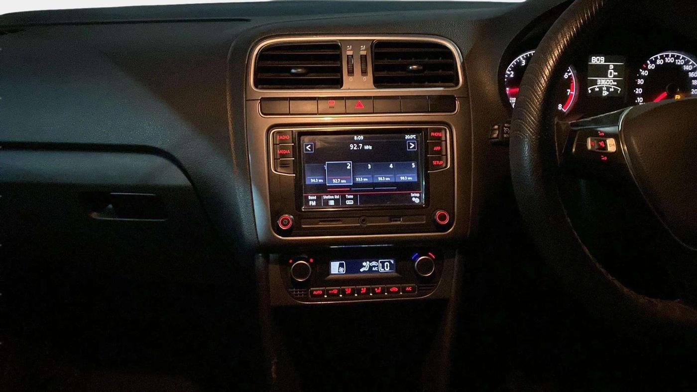 2020 Volkswagen Polo HIGHLINE PLUS 1.0, Petrol, Manual, 33,597 km, Air Conditioner