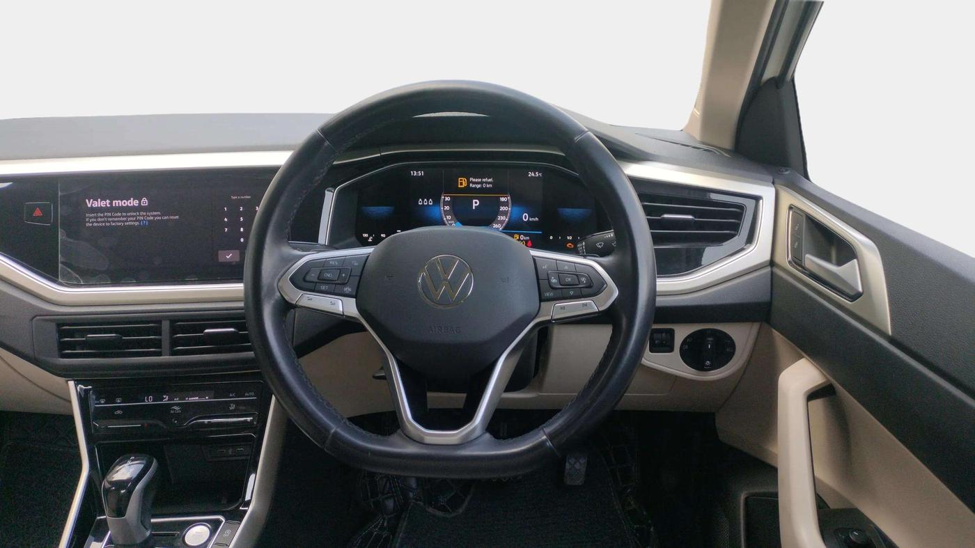 2023 Volkswagen VIRTUS TOPLINE TSI 1.0 AT, Petrol, Automatic, 23,916 km, Steering Wheel Close Up
