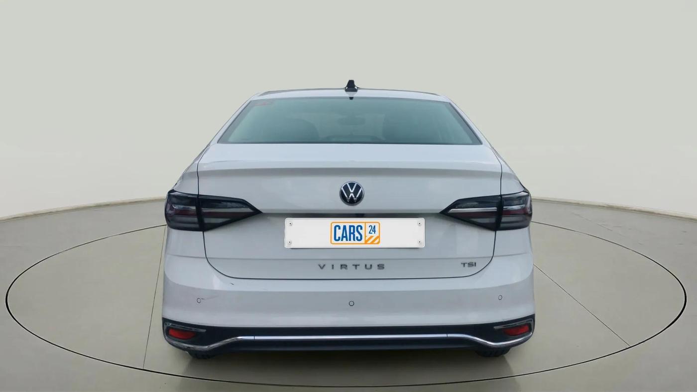 2023 Volkswagen VIRTUS TOPLINE TSI 1.0 AT, Petrol, Automatic, 23,916 km, Back/Rear