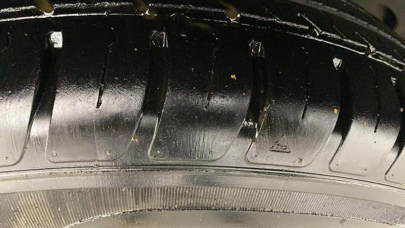 2020 Maruti Swift VXI, Petrol, Manual, 17,477 km, Left Rear Tyre Tread