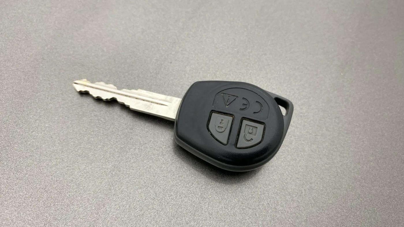2020 Maruti Swift VXI, Petrol, Manual, 17,477 km, Key Close Up