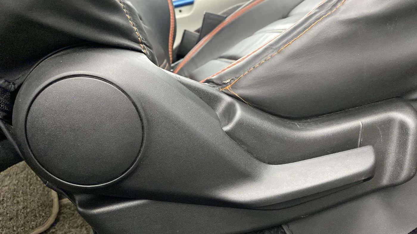 2018 Maruti IGNIS DELTA 1.2 AMT, CNG, Automatic, 35,646 km, Driver Side Adjustment Panel