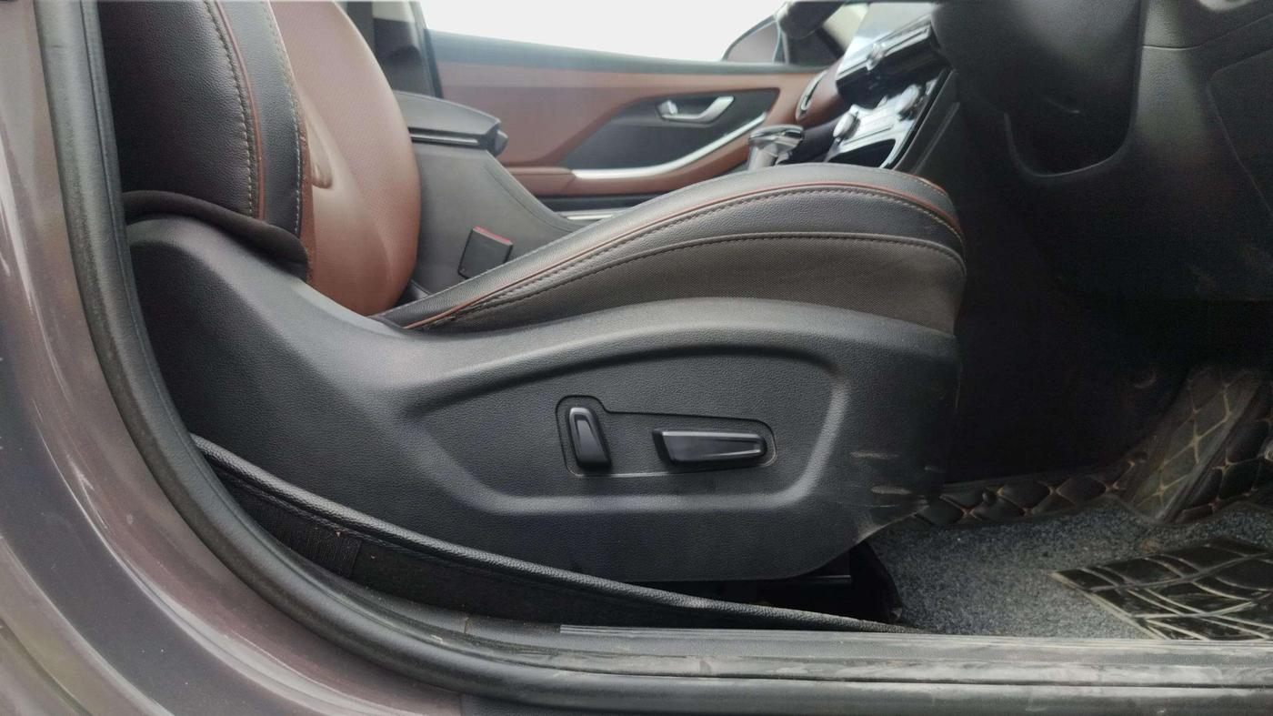 2021 Hyundai ALCAZAR 2.0 SIGNATURE (O) AT 6STR, Petrol, Automatic, 26,591 km, Driver Side Adjustment Panel