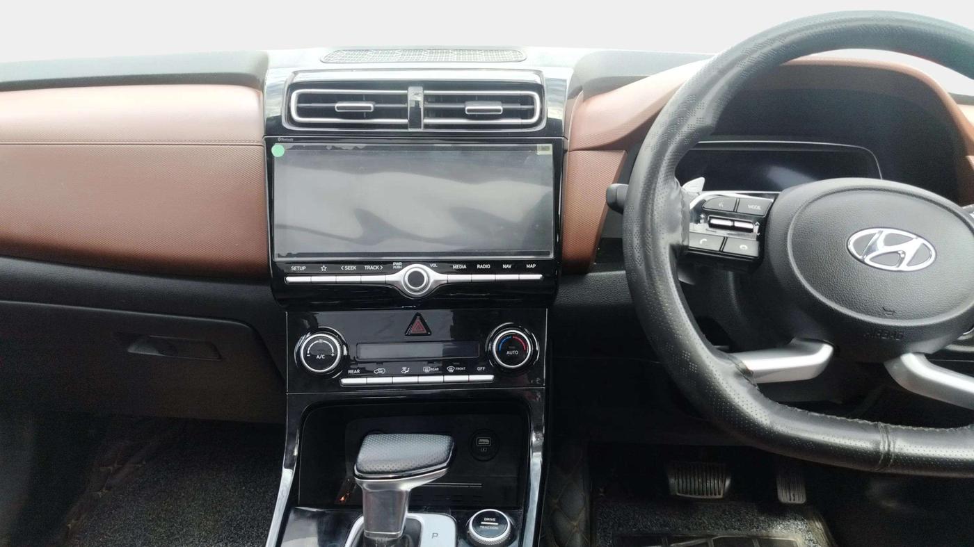 2021 Hyundai ALCAZAR 2.0 SIGNATURE (O) AT 6STR, Petrol, Automatic, 26,591 km, Air Conditioner