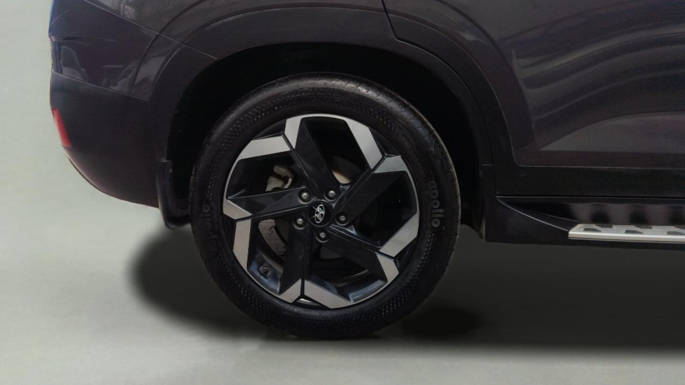 2021 Hyundai ALCAZAR 2.0 SIGNATURE (O) AT 6STR, Petrol, Automatic, 26,591 km, Left Rear Wheel