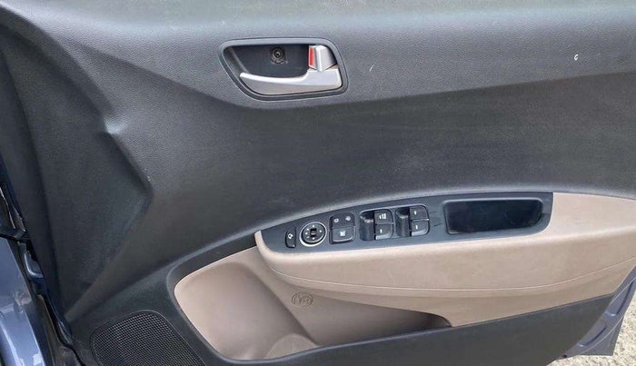 2015 Hyundai Grand i10 SPORTZ 1.2 KAPPA VTVT, Petrol, Manual, 4,198 km, Driver Side Door Panels Control