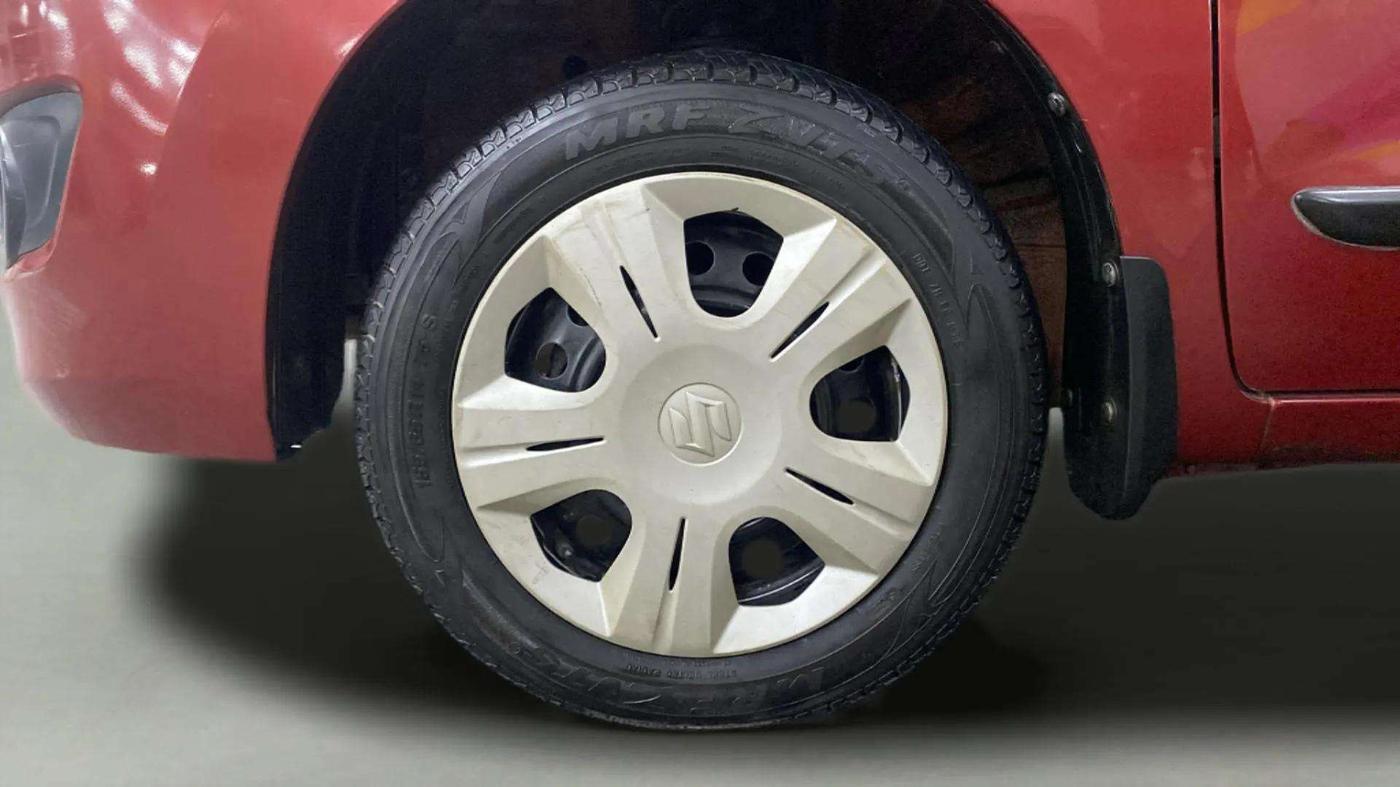 2015 Maruti Wagon R 1.0 VXI, Petrol, Manual, 40,310 km, Left Front Wheel