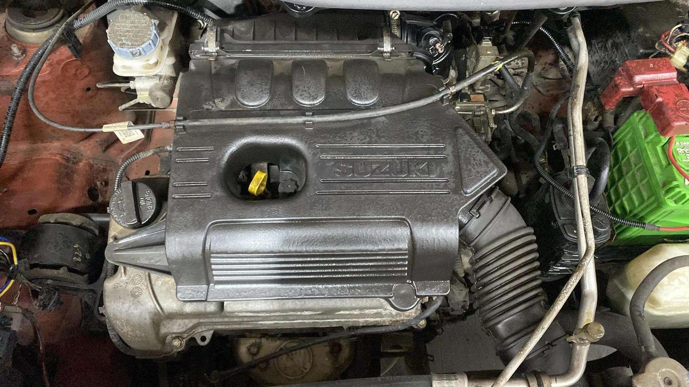 2015 Maruti Wagon R 1.0 VXI, Petrol, Manual, 40,310 km, Engine View