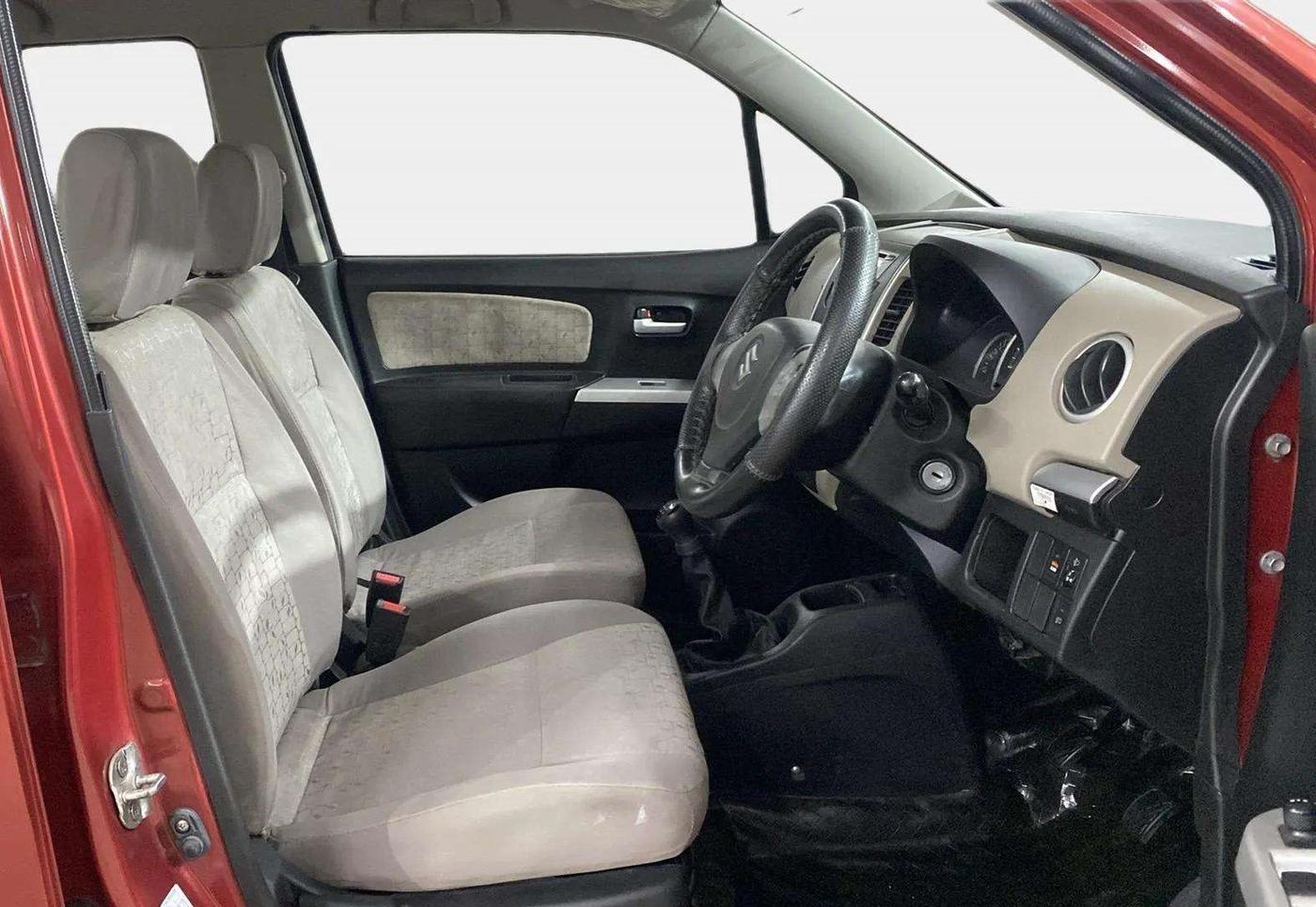 2015 Maruti Wagon R 1.0 VXI, Petrol, Manual, 40,310 km, Right Side Front Door Cabin