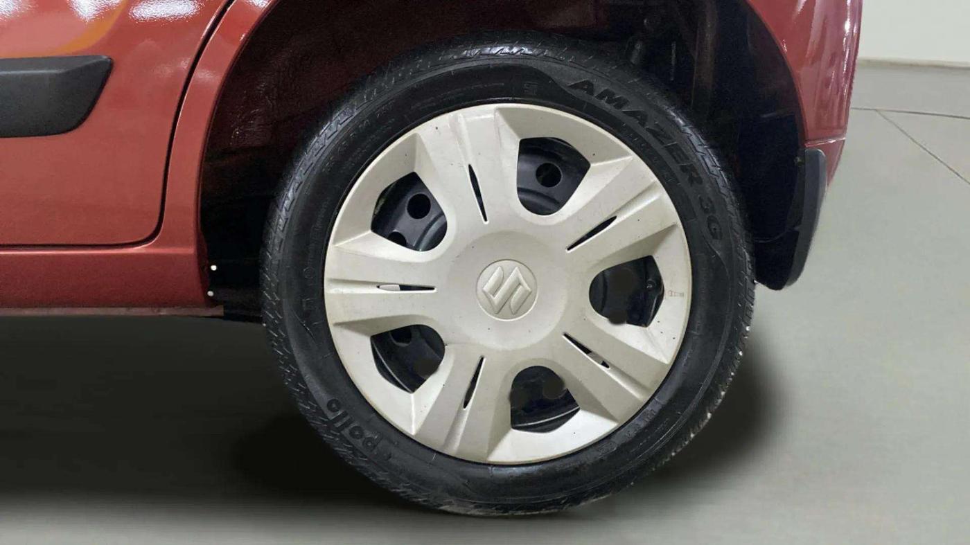 2015 Maruti Wagon R 1.0 VXI, Petrol, Manual, 40,310 km, Left Rear Wheel