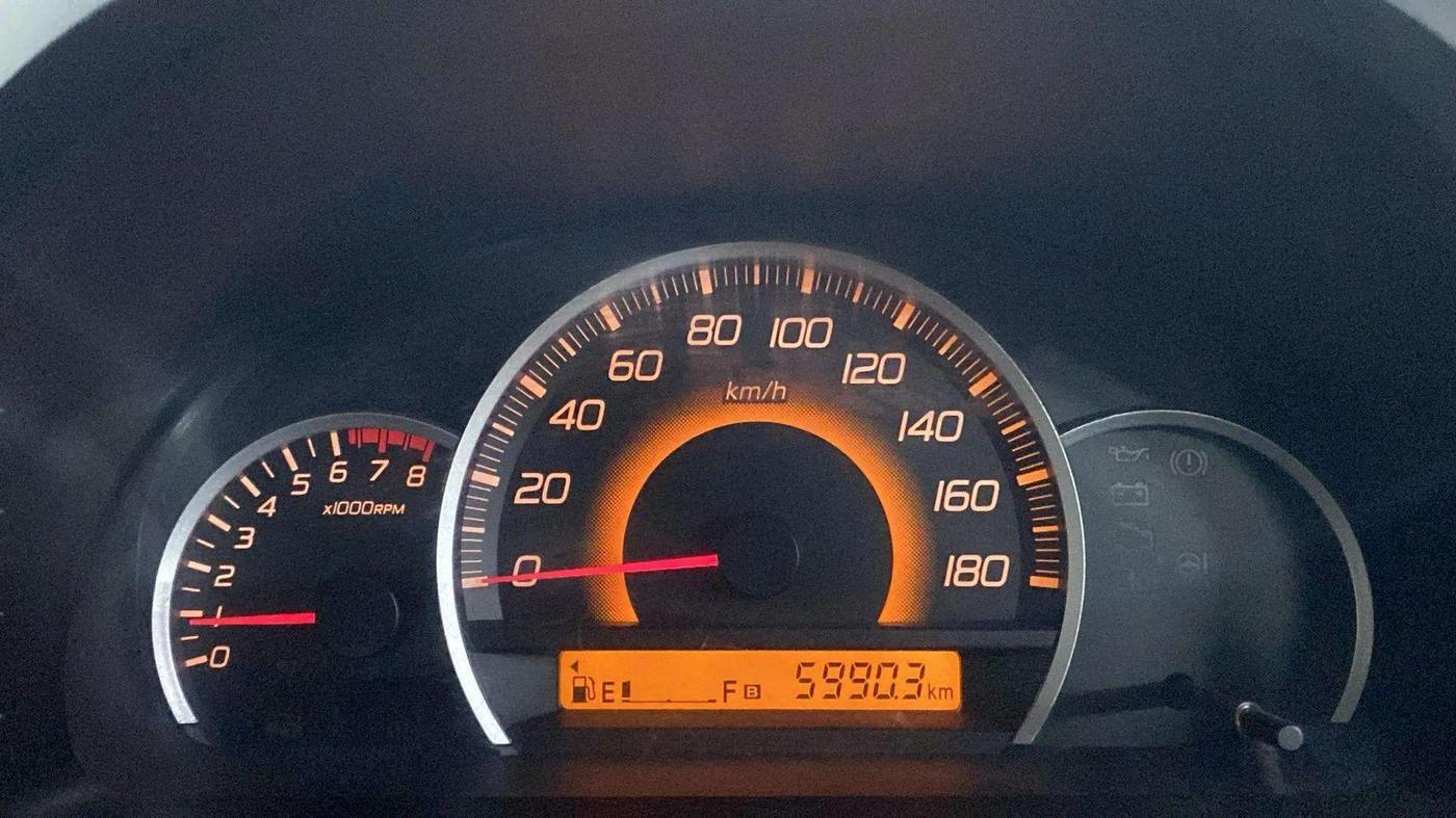 2015 Maruti Wagon R 1.0 VXI, Petrol, Manual, 40,310 km, Odometer Image