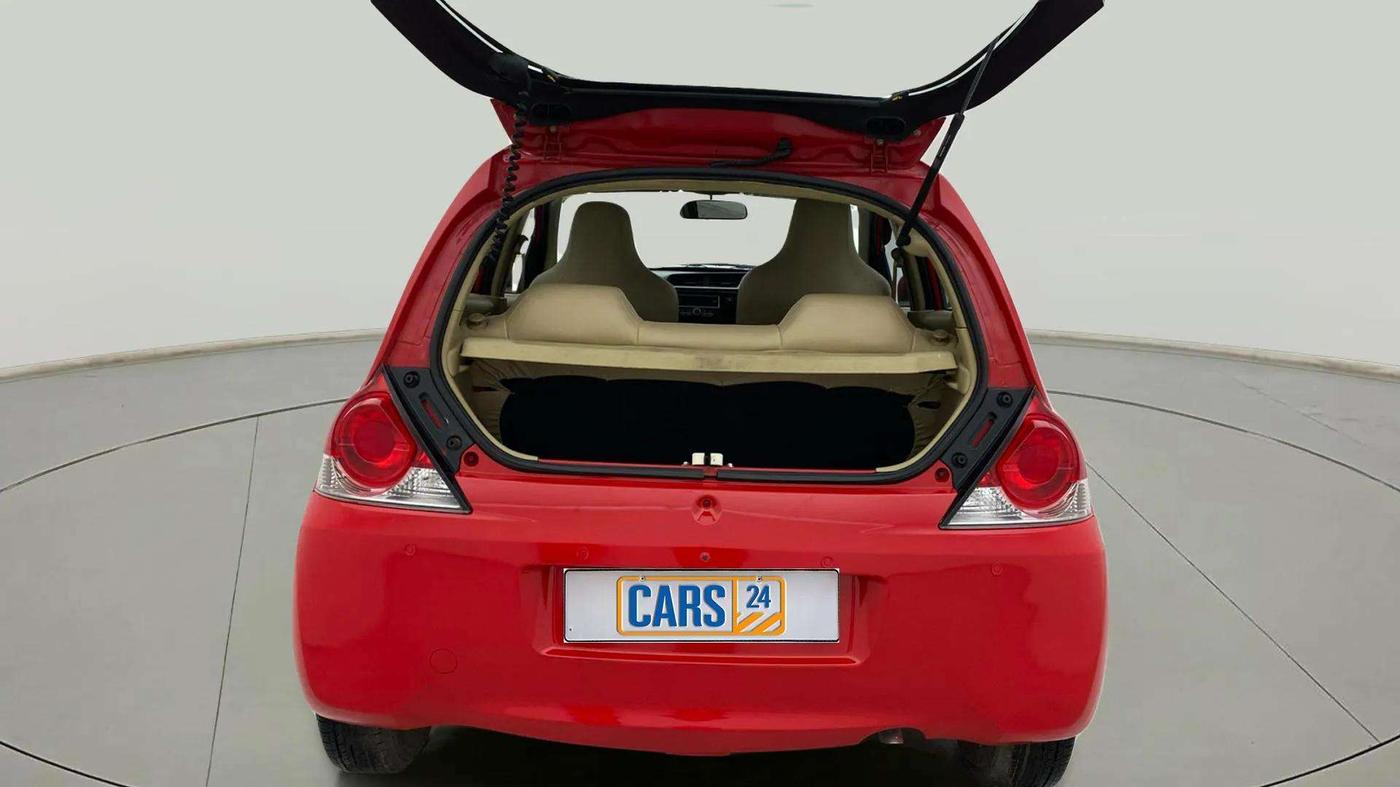 2018 Honda Brio S MT, Petrol, Manual, 16,230 km, Boot Inside